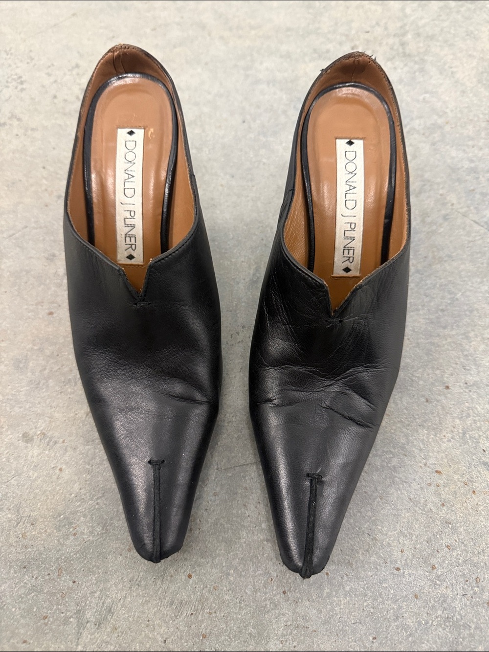 Donald J. Pliner Vintage Y2K Black Pointed Leather Slip-On Mules